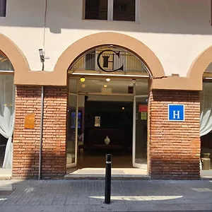  Pensión Caste